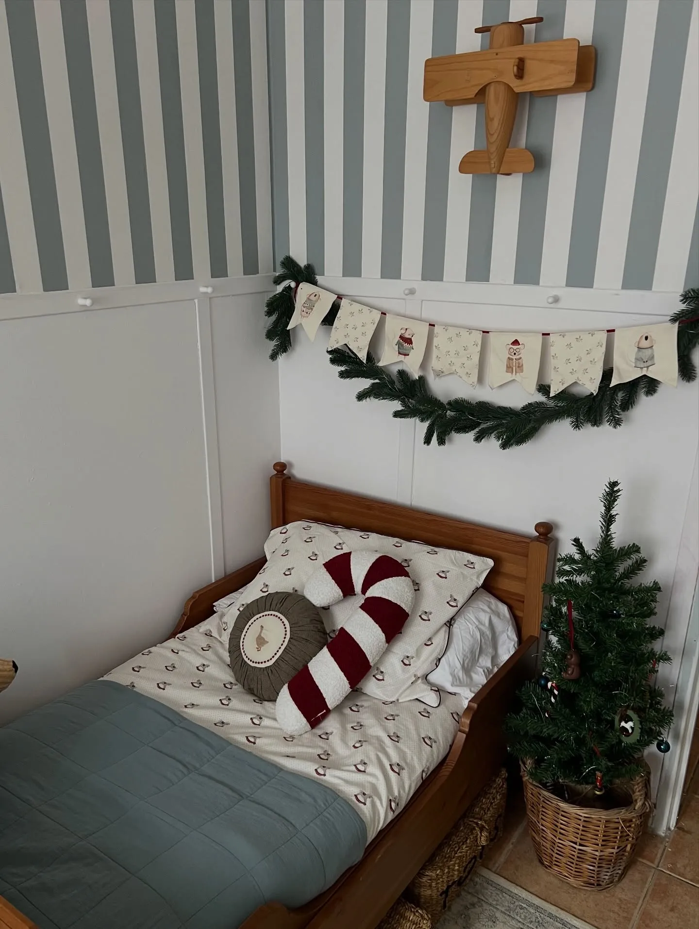 Candy Cane Cabin Retreat