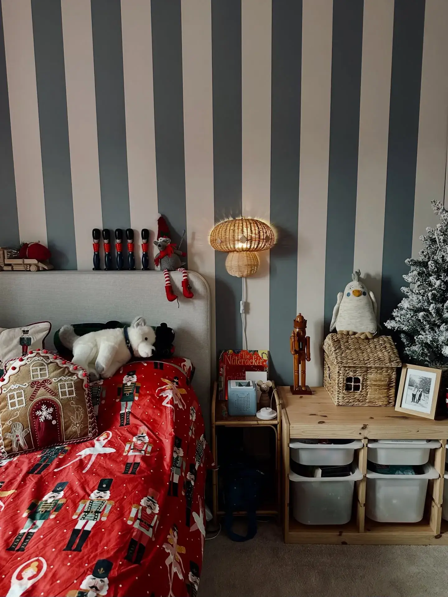 Nutcracker Stripe Sleep Zone