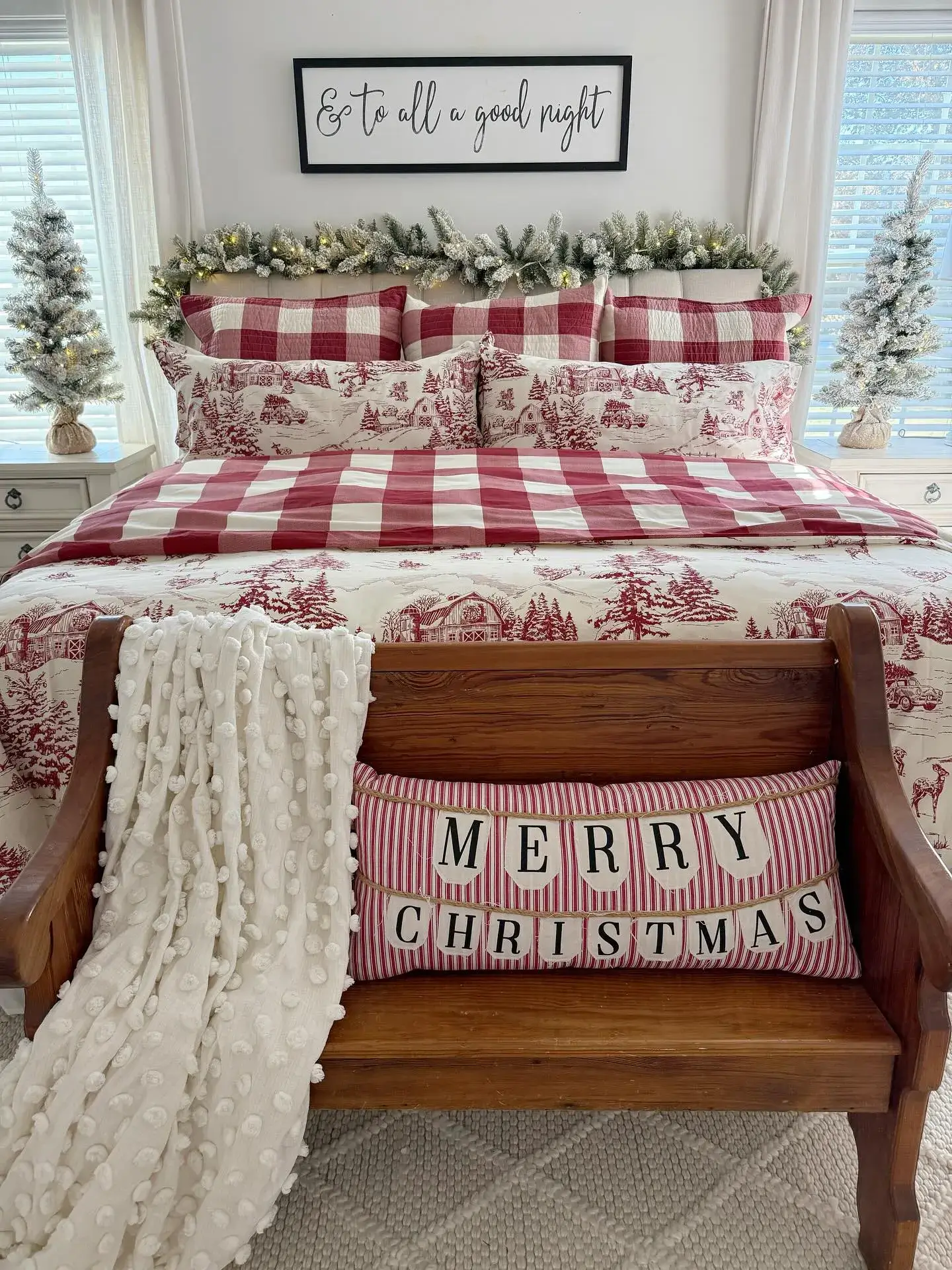 Plaid Holiday Bed Ensemble