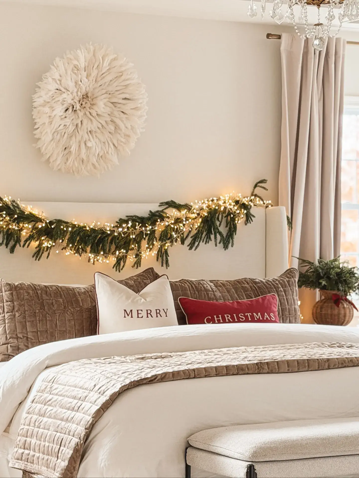 Twinkling Garland Pillow Retreat